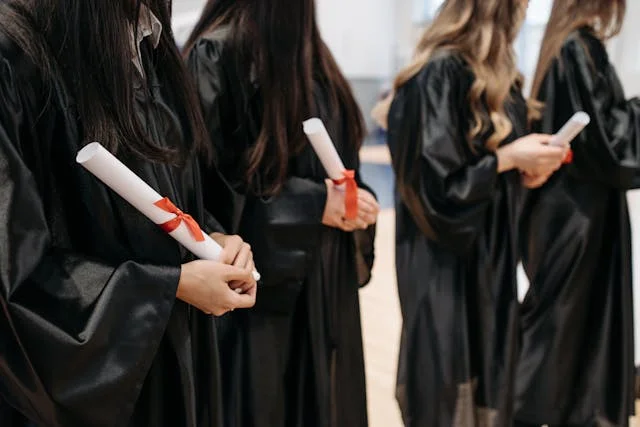 uni degrees 2.jpg